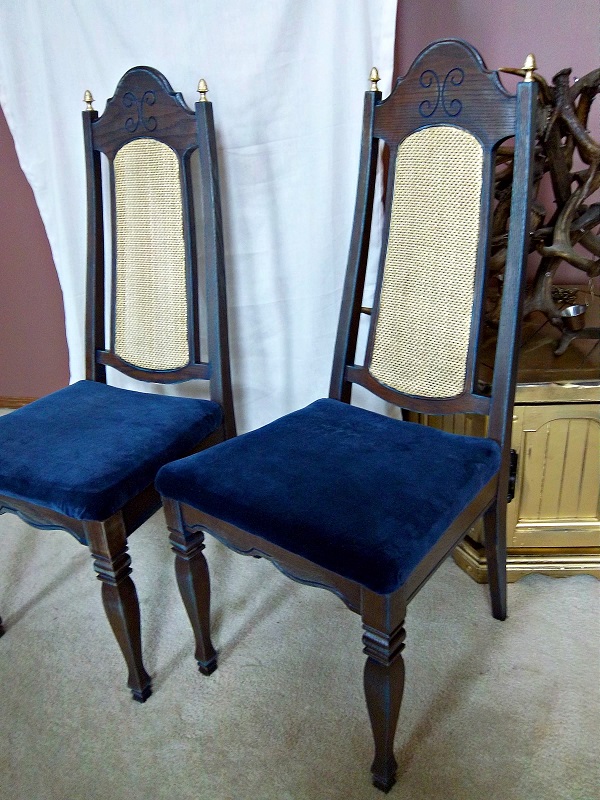 highbacked chairs